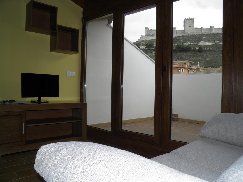 Apartamentos Turisticos Peñafiel Oda fotoğraf